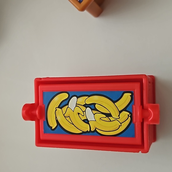 Fisher price little people farmers market set 13 pieces. - Picture 5 of 11